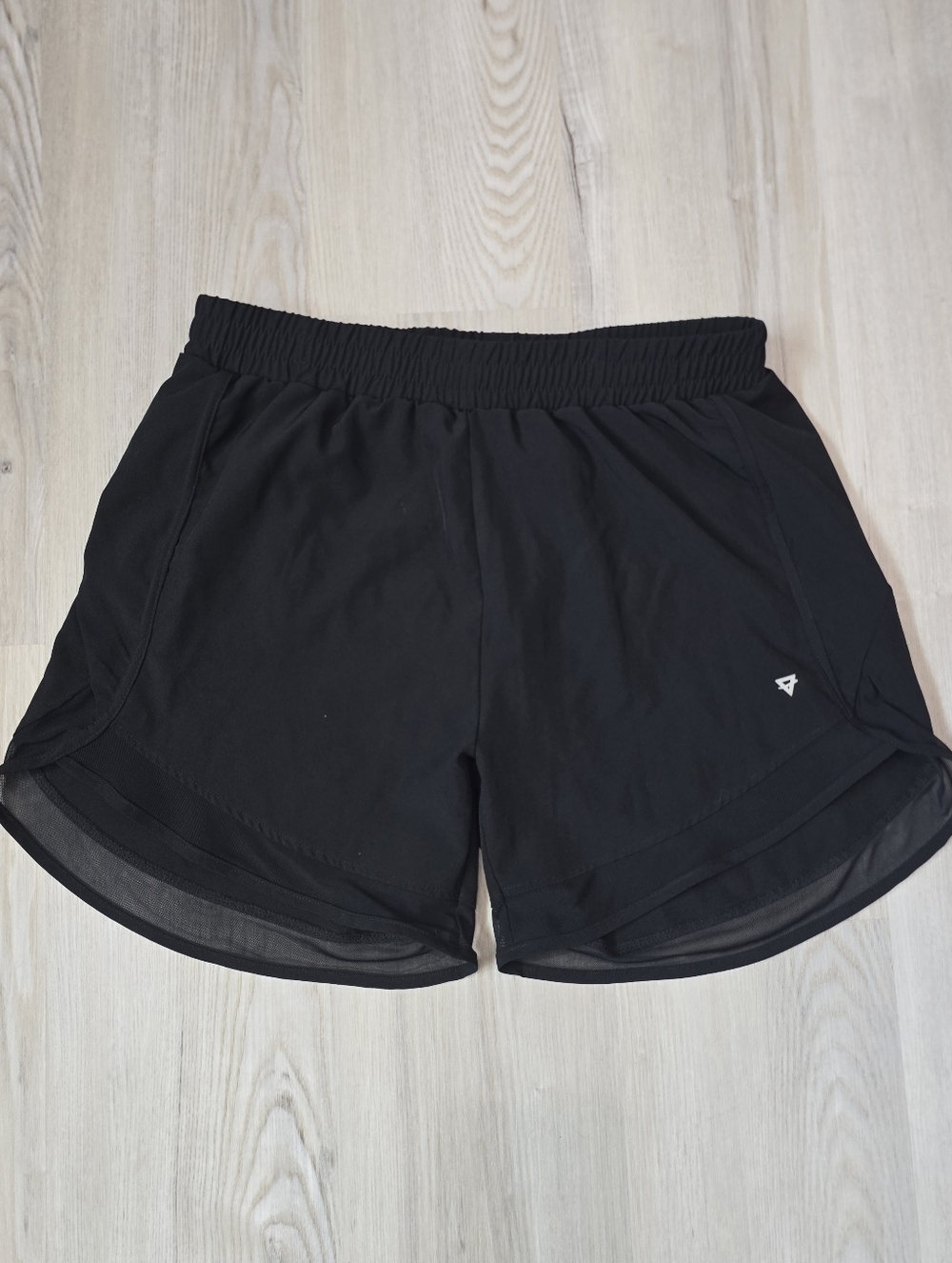 LIV Outdoor Life Integrity Earth Women's Black Athletic Running Shorts Size L
